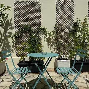 Hipotel Lilas Gambetta Hotel Parijs