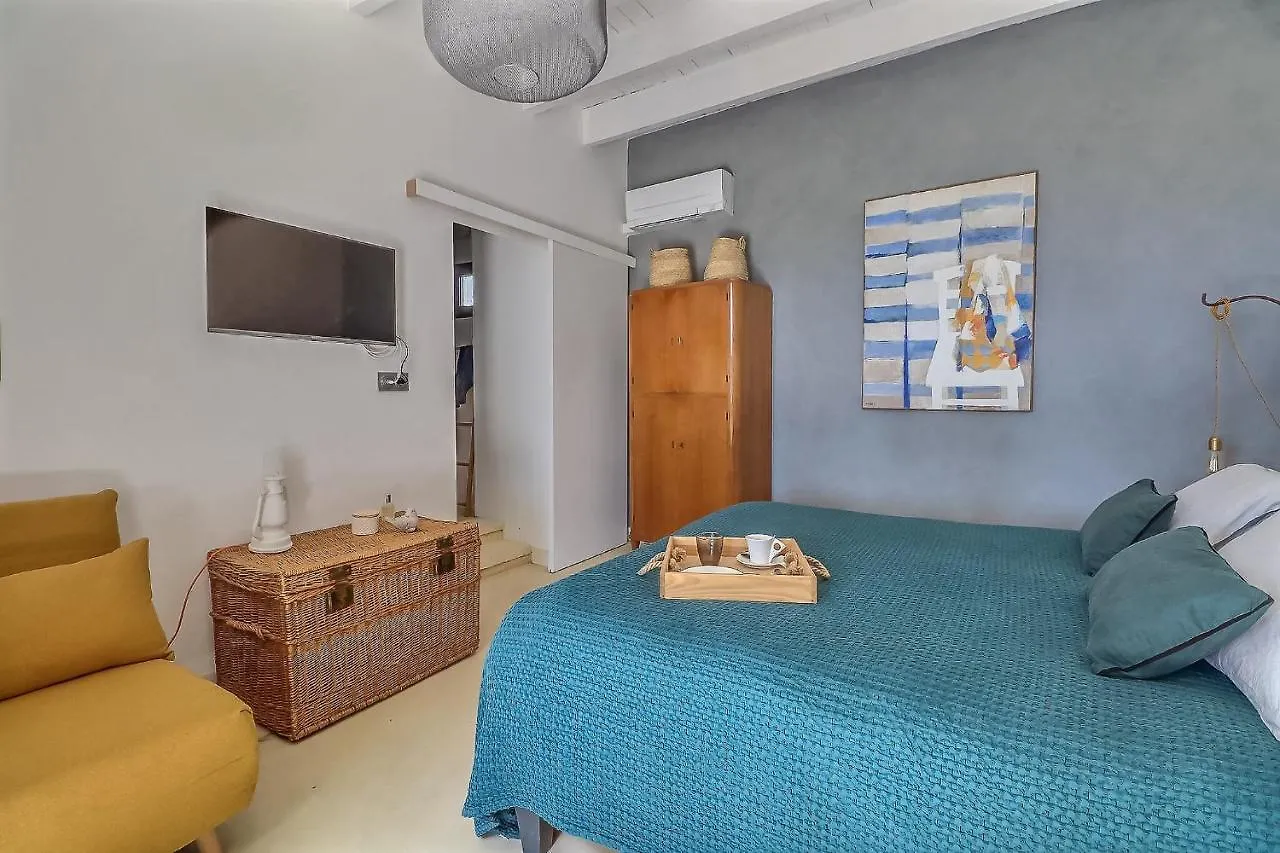 Bed and Breakfast Mas Des 2 Platanes à Arles France